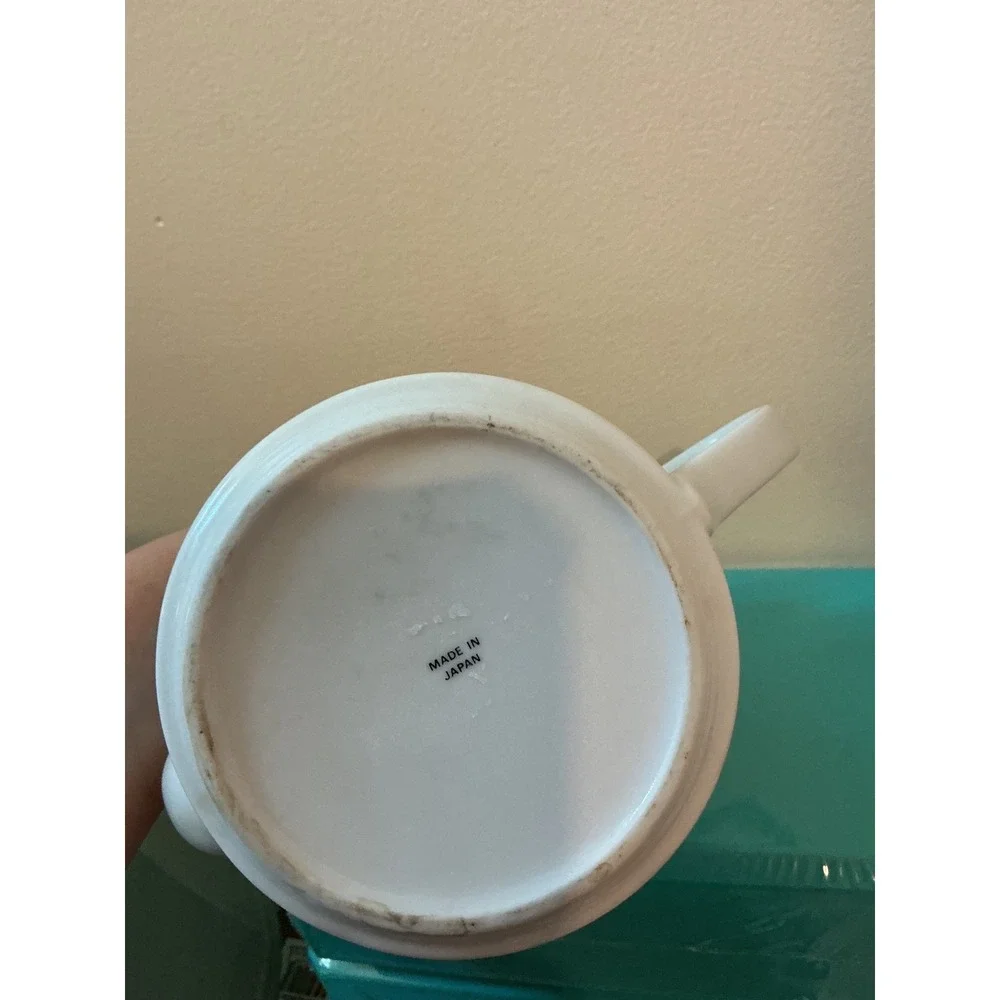 Unbranded vintage ceramic